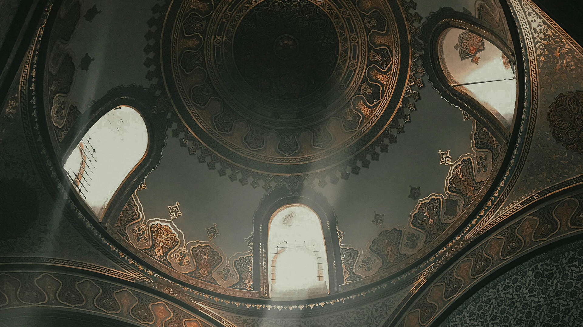 Şeriat İslam Değil Midir?