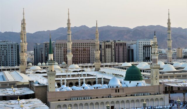 konevi-masjid-nabawi-3341739_1920
