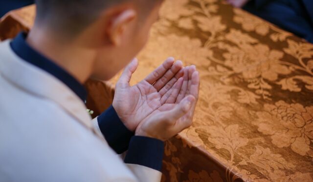 derudyarra-pray-7299513_1920